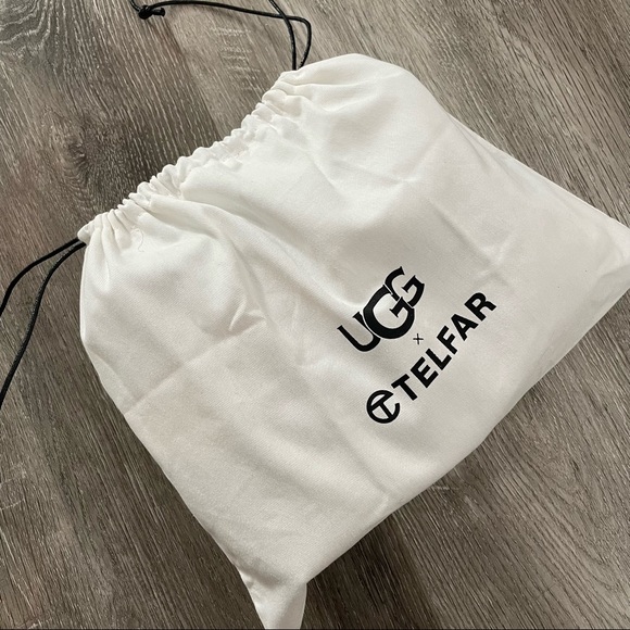 Telfar fleece small bag ( open to trade different colors!!) - Picture 5 of 5